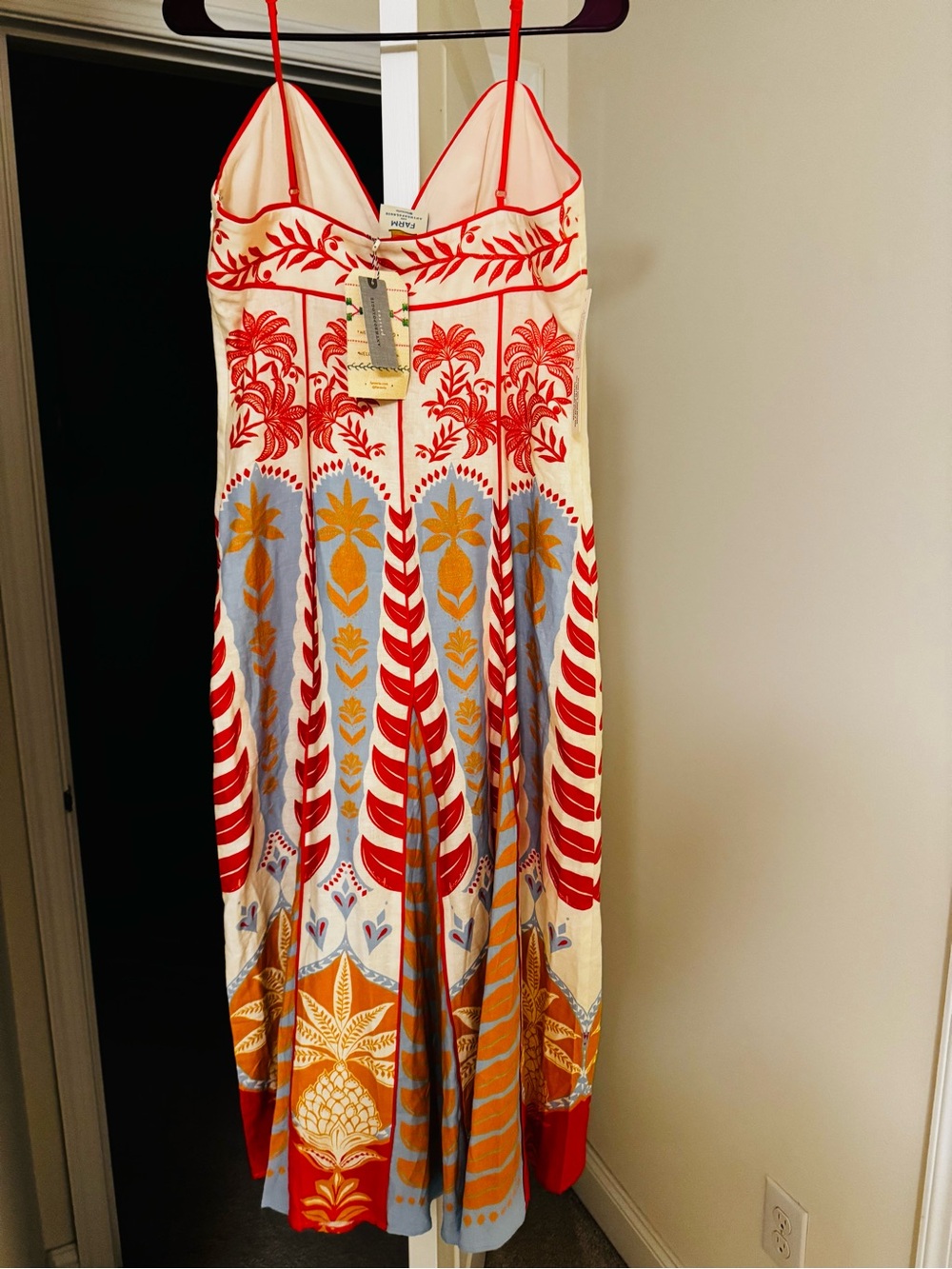 NWT FARM Rio Coral and Cream Botanical-Print Spaghetti-Strap Maxi Dress - Picture 4 of 5